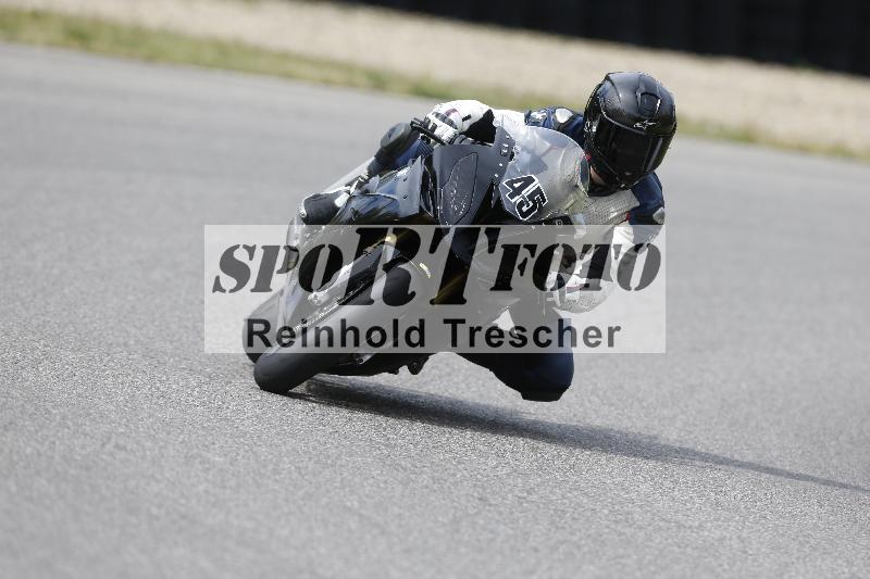 /10 20.04.2026  Pluess Moto Sport ADR/Einsteiger/45